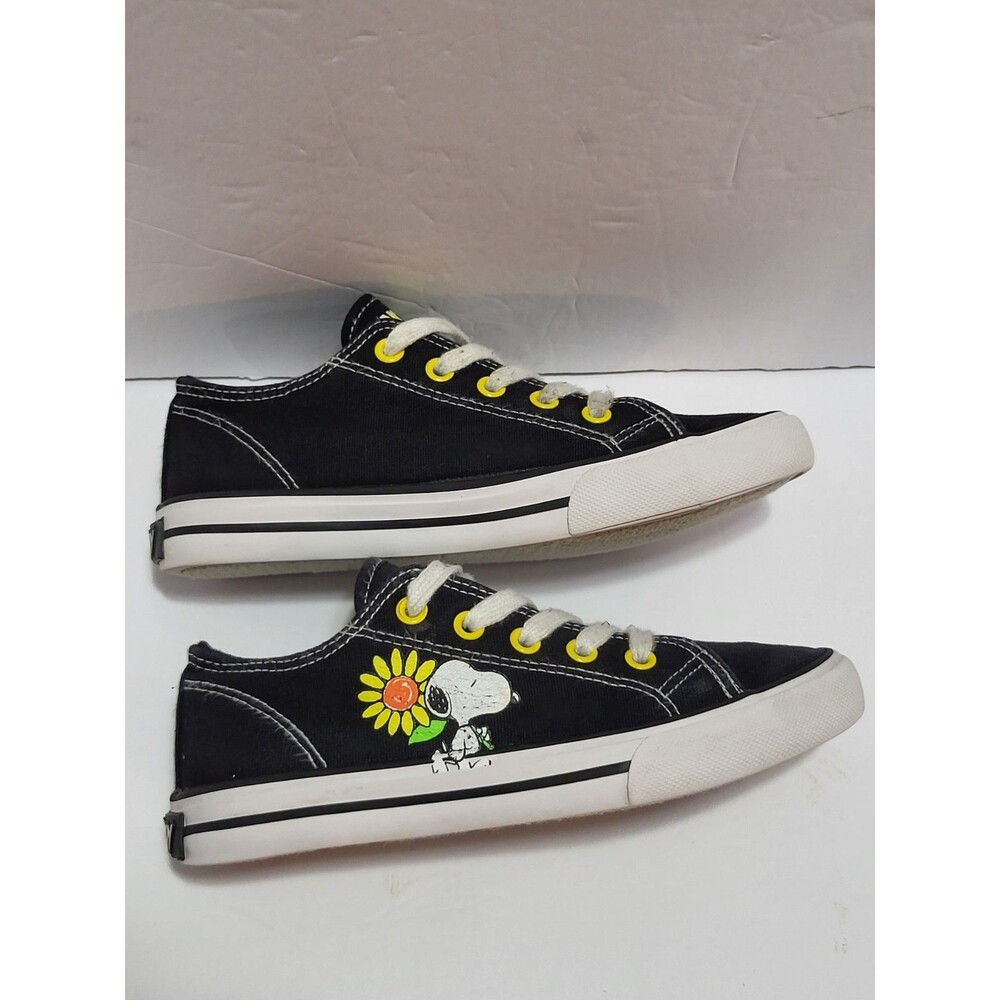 Peanuts Snoopy Black Canvas Lace-Up Children's Shoes Size 13M